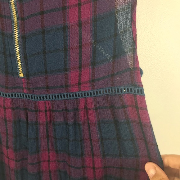 Knox Rose plaid pleated tank top w/ back zipper - Picture 4 of 8